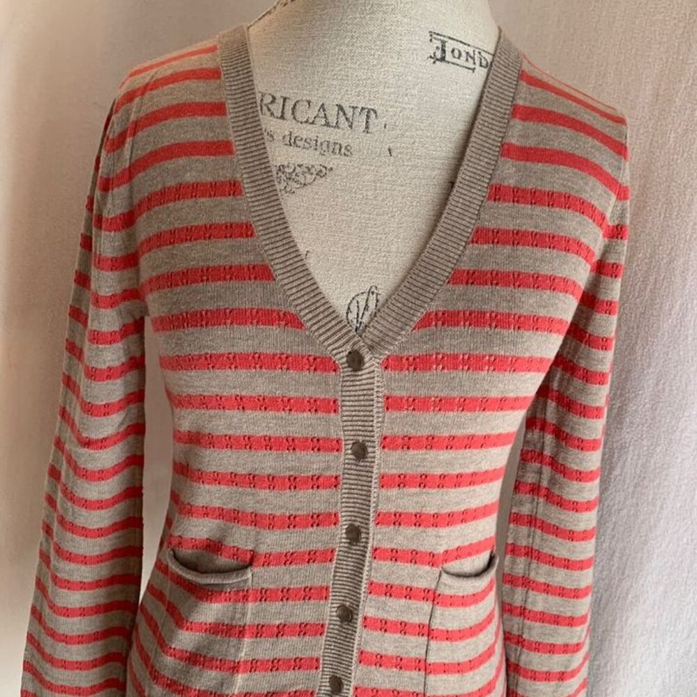 AUTHENTIC Alfred Sung V-Neck Fitted Cardigan. Size: M